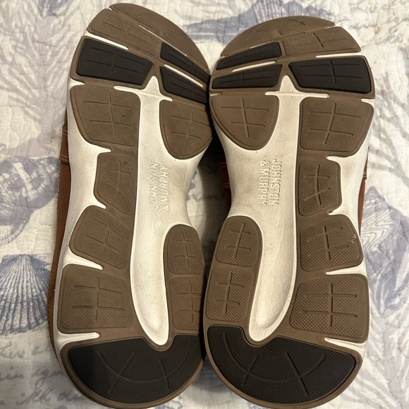 Mens Johnston & Murphy casual shoes. - Picture 5 of 5